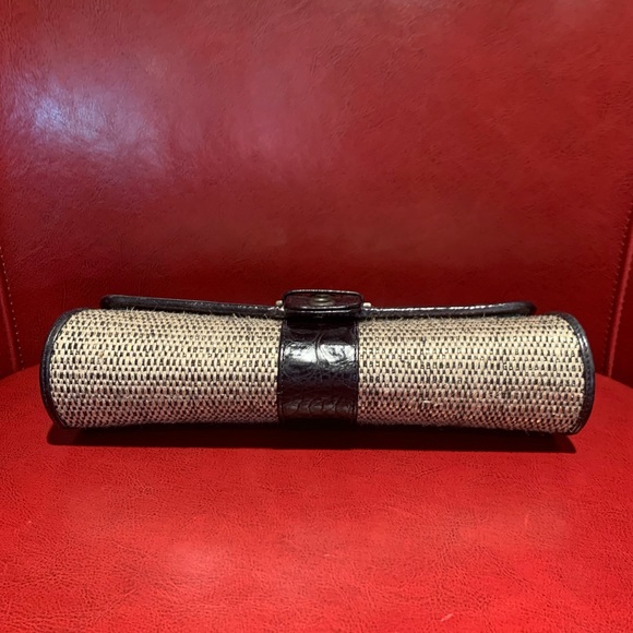 JALDA & Nuana Kane Original Gold tone Clutch Handbag - Picture 4 of 8